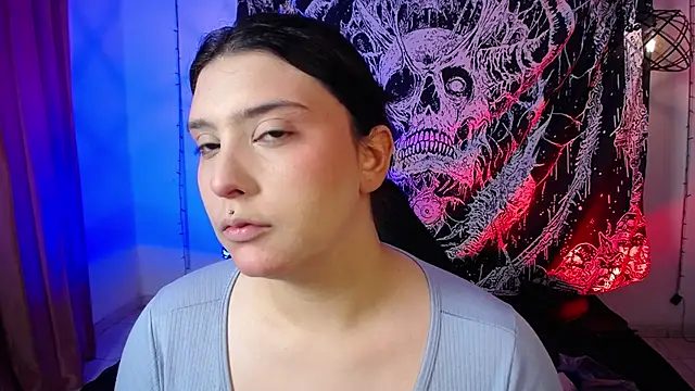 mikaskullcs online show from May 8, 10:33 pm