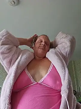MissQueenBeex online show from June 11, 10:23 am