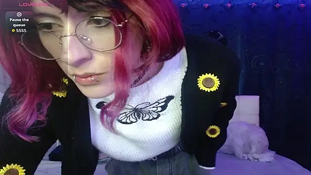 goth minerva online show from October 14, 1:57 pm