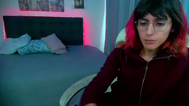 goth minerva online show from March 18, 1:38 pm