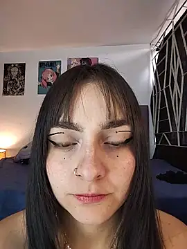 KARINNA  RAVEN online show from May 11, 9:56 pm