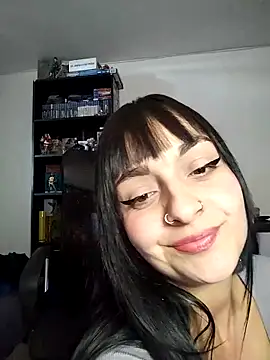 KARINNA  RAVEN online show from December 21, 9:08 pm