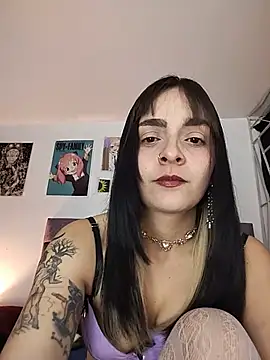 KARINNA  RAVEN online show from May 15, 12:27 am