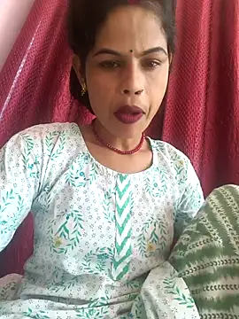 Eshna Dabral online show from October 16, 7:44 am