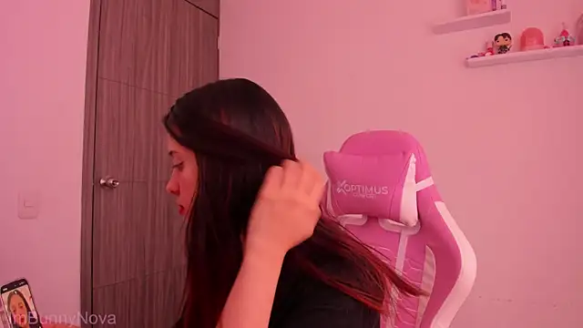 ImBunnyNova online show from May 20, 8:39 pm