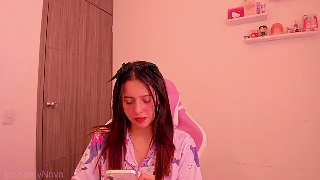 ImBunnyNova online show from June 27, 5:19 pm
