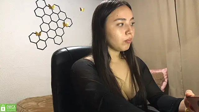 amelia hall online show from November 19, 1:11 pm