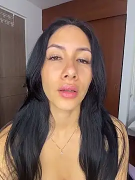 ArianaReynoldss online show from February 8, 9:40 pm