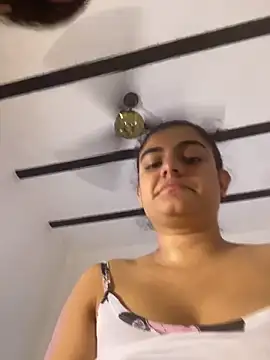 carlafox05 online show from April 1, 1:41 pm