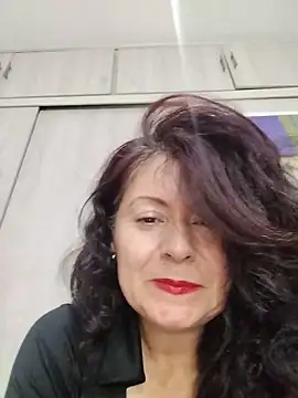 lunadicty online show from May 12, 9:43 pm
