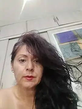 lunadicty online show from May 15, 10:56 pm