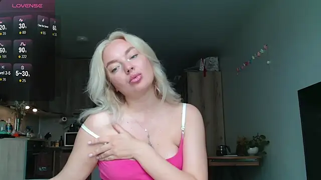 Eva   forever online show from May 10, 8:49 am