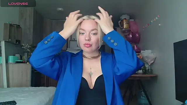 Eva   forever online show from May 22, 5:05 am