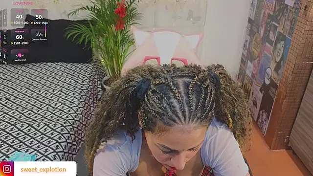 sweet-temptation  online show from November 19, 4:23 am