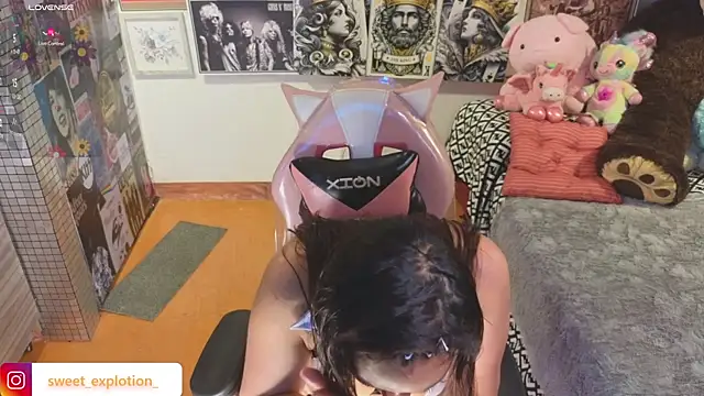 sweet-temptation  online show from May 22, 3:37 am