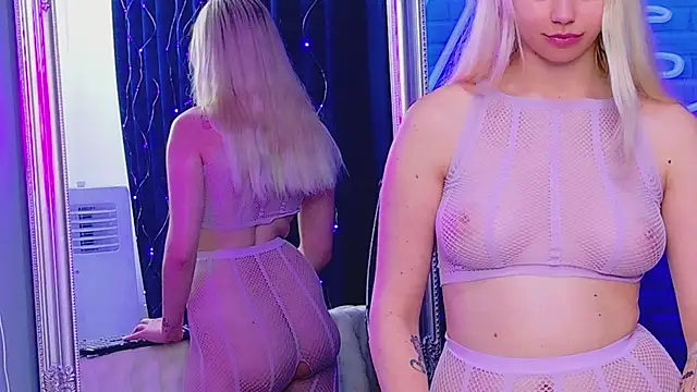 AlessiaCroft online show from May 11, 4:25 am