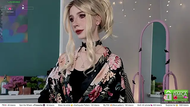 sweetuniporn online show from May 23, 9:29 am