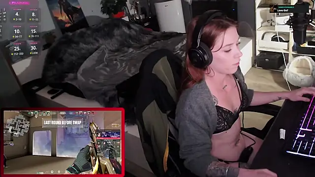 Horny Makima online show from October 8, 10:19 am