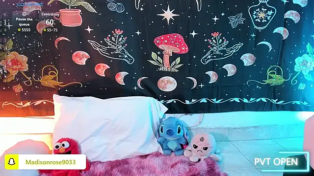 Snapshot of Maddy_rosse12 chatting on September 30, 4:34 pm Maddy rosse12 online show from September 30, 4:34 pm