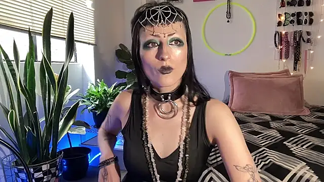 ELENA UMBRA online show from July 16, 9:08 pm