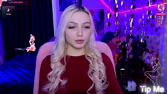 LinaLirian online show from March 2, 10:11 am