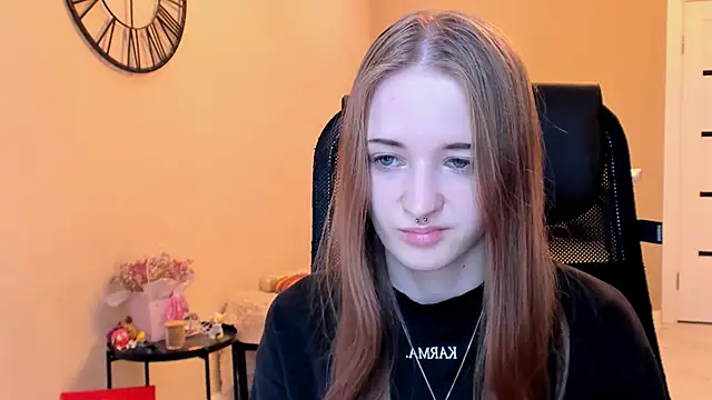 KateKayer online show from November 5, 10:53 am