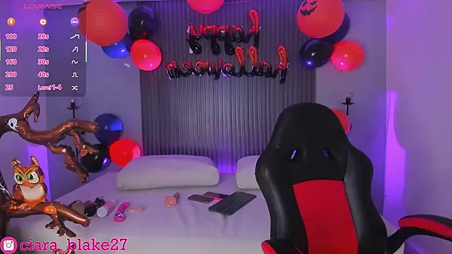 ciara blake online show from October 31, 8:13 pm