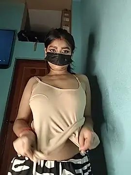 Riya 35 sexy online show from May 22, 8:07 pm
