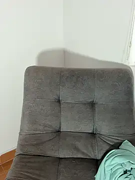 bluum online show from February 16, 10:20 pm