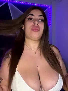 jazminslut online show from May 7, 5:12 am