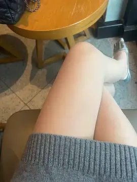 xiaoyuan01 online show from May 7, 2:49 am