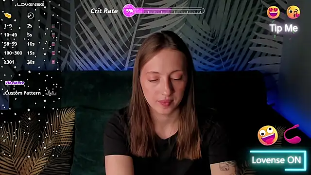 ChristyCrayme online show from May 22, 11:14 pm