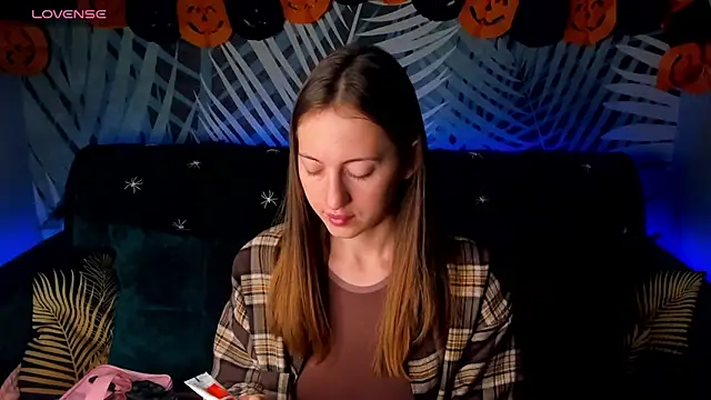 ChristyCrayme online show from October 21, 10:03 pm