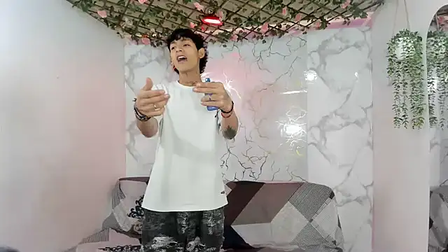 Bastian boyshot77 online show from July 3, 1:17 pm