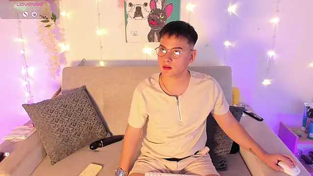 Young Ben online show from July 5, 9:42 pm