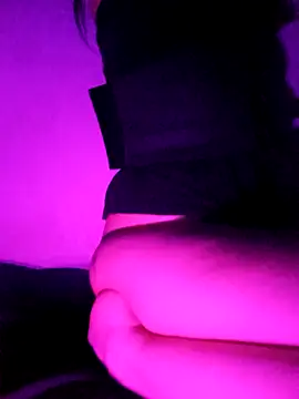 YourDevilGirl  online show from October 19, 6:15 am