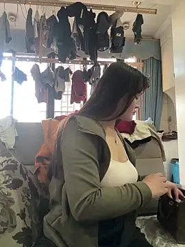 chenyu0308 online show from April 4, 9:41 am