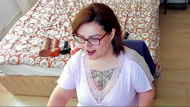 Squirt Kimm online show from April 28, 11:14 am
