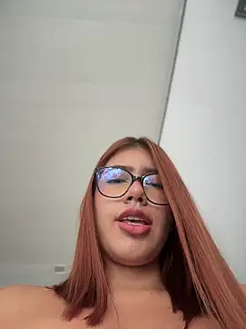 sara calderon online show from March 1, 1:33 pm