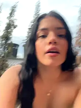 Snapshot of Hailey-Fox chatting on September 19, 10:31 pm Hailey-Fox online show from September 19, 10:31 pm