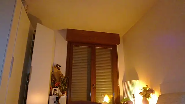 refem9 online show from January 5, 8:45 pm