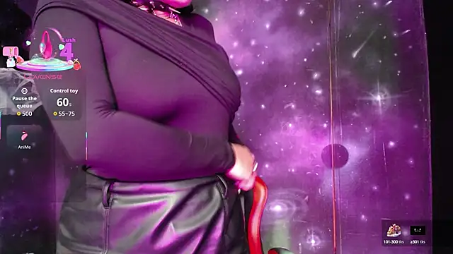 CristaldelLeon s online show from October 2, 8:25 pm
