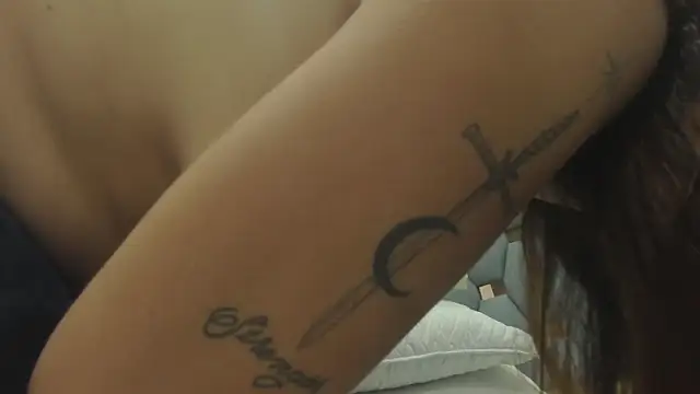 juliette pretty  online show from November 26, 8:43 pm