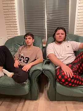 elliot scott online show from November 23, 7:15 pm