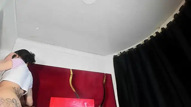 chaniesmith69x online show from May 24, 4:55 am