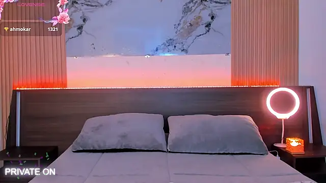 samanthaa moon online show from April 10, 12:16 am