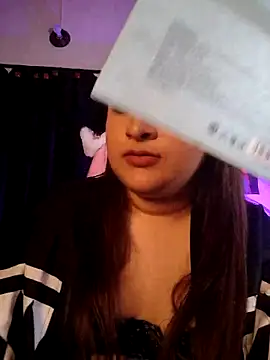 Gaby  Howards online show from November 11, 8:06 pm