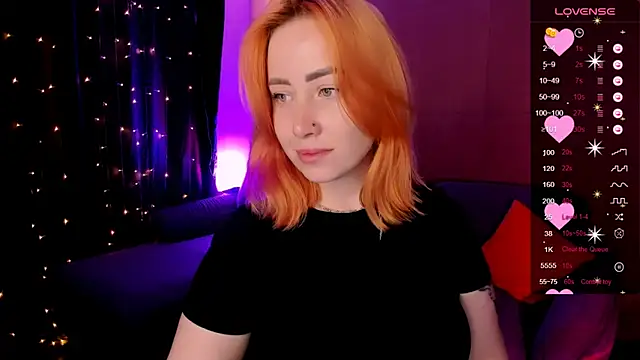 deboramoore online show from May 4, 2:26 am