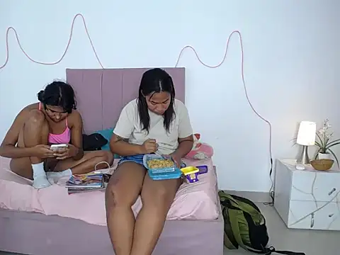 Andre lezcano online show from April 4, 10:52 pm