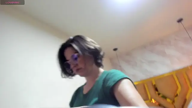 Luciifeer  online show from October 1, 6:46 pm